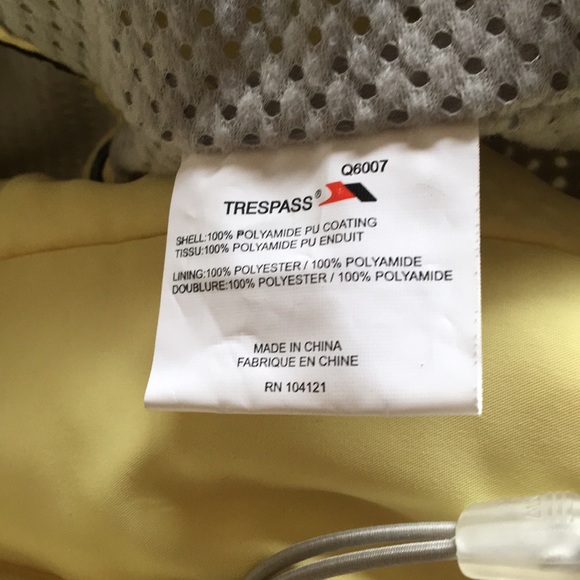 WARM Warm warm! Trespass ski jacket - Picture 6 of 12